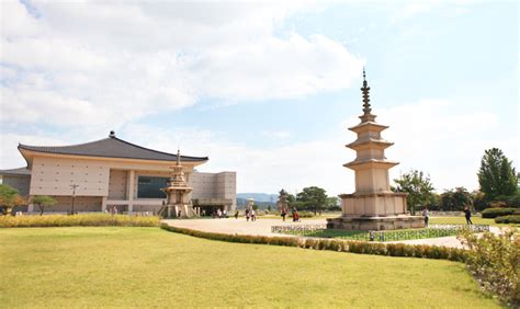 ¡Sumérgete en la Historia con el Museo Nacional de Gyeongju! Una ventana al pasado coreano y un tesoro arqueológico incomparable